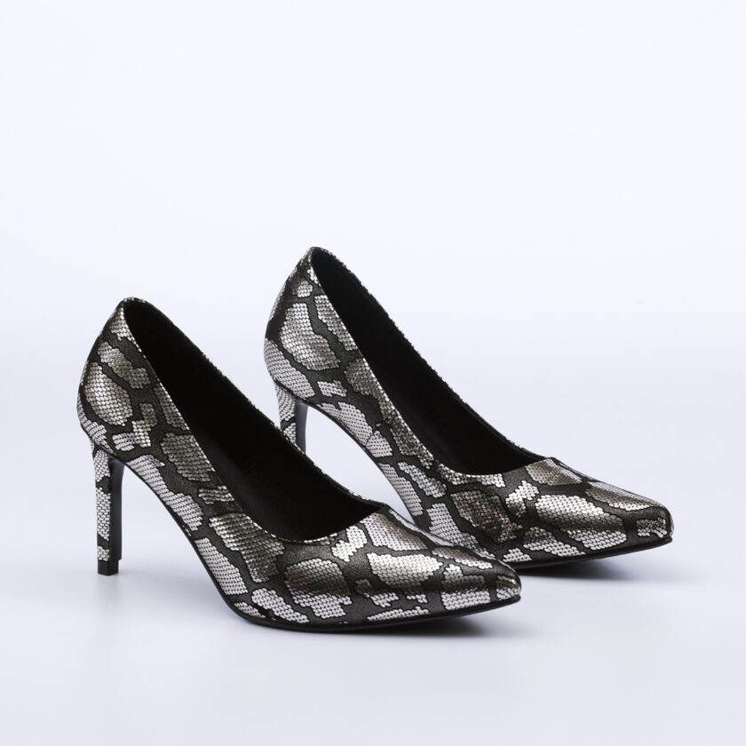 Wild Queen - Image 5